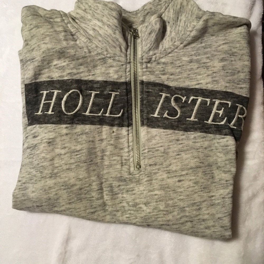 Hollister Sweatshirt